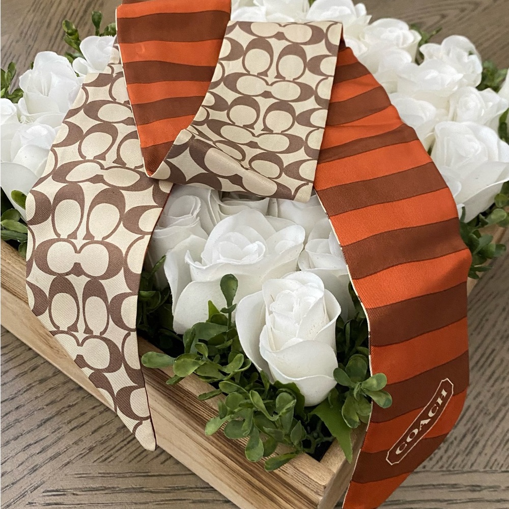 Coach Signature Vintage Scarf - Picture 3 of 6